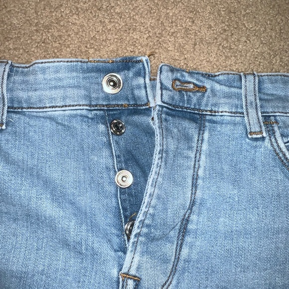 Mens Forever 21 Jean shorts - Picture 3 of 4